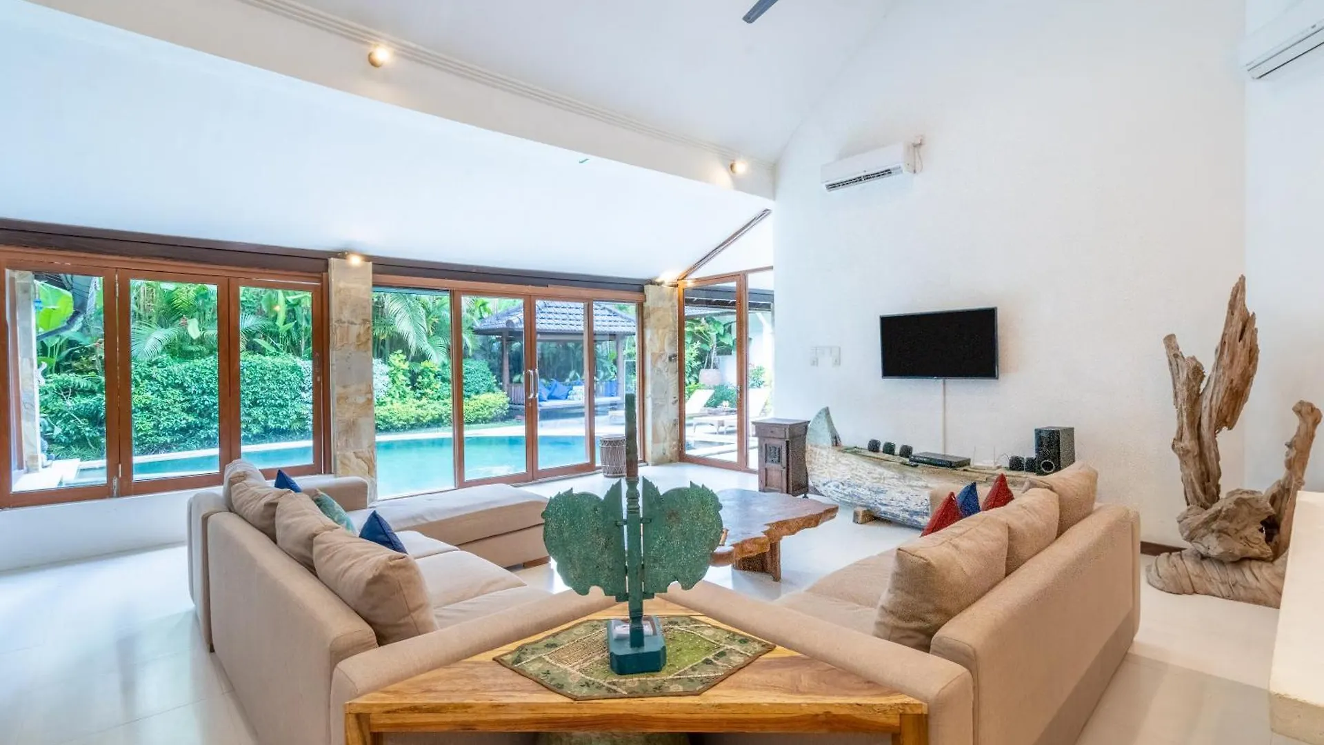 Villa Aveli Seminyak By Best Deals Asia Hospitality 0*, Seminyak (Bali)