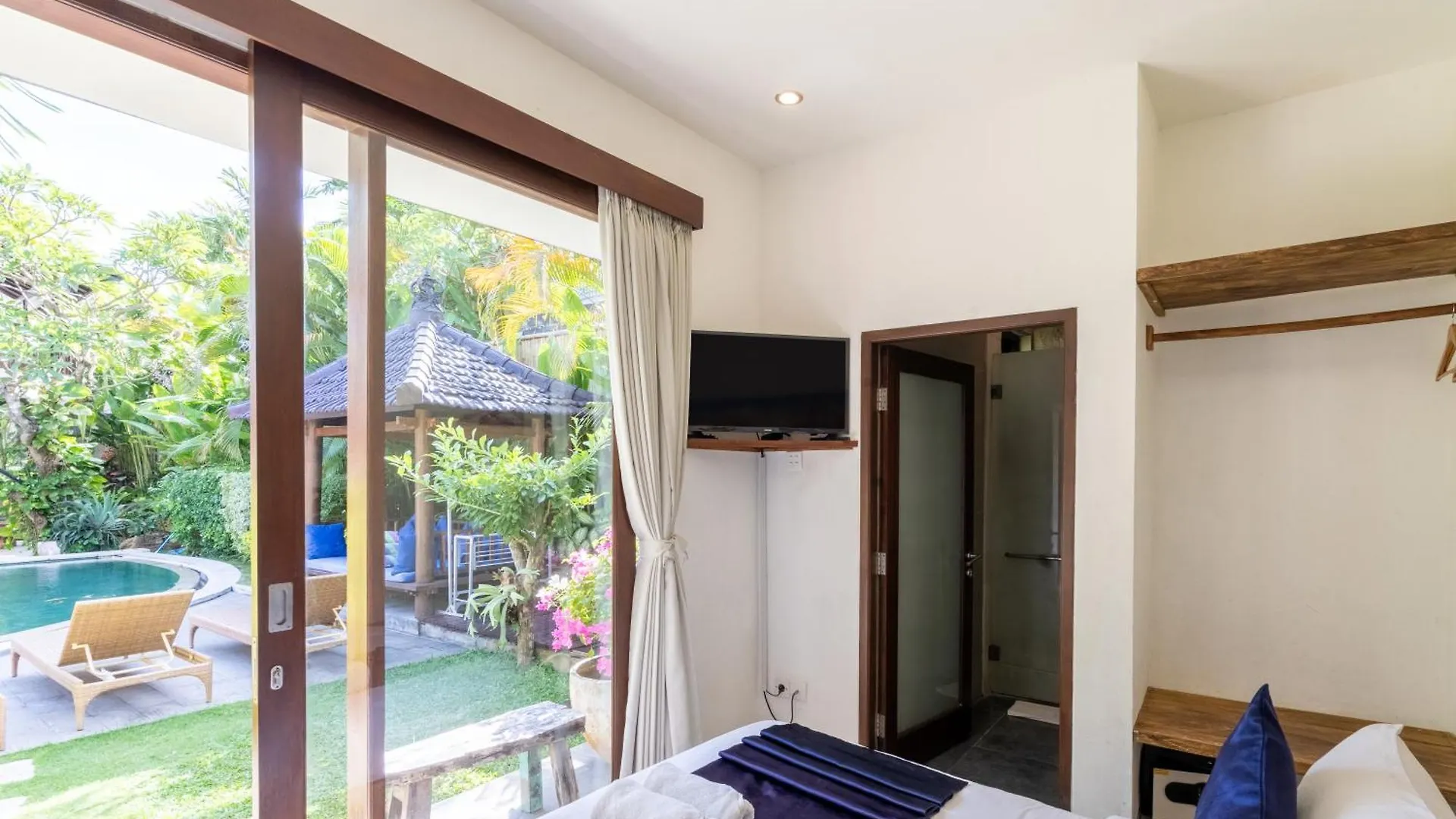 Villa Aveli Seminyak By Best Deals Asia Hospitality Indonesia
